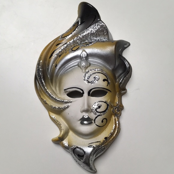 La Maschera Del Gsleone Hand Made Mask - Picture 4 of 8